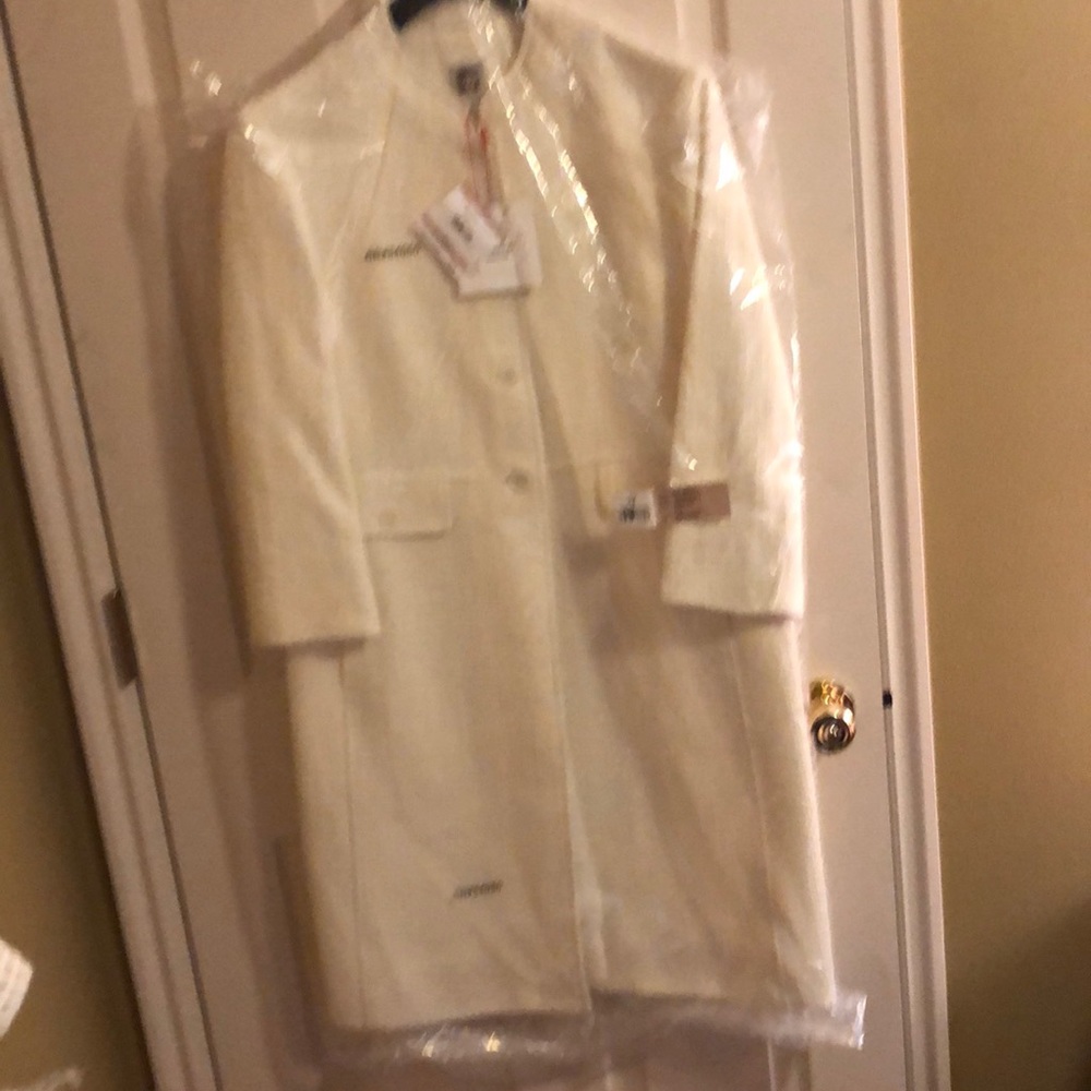 Anne Klein white Coat Size 12